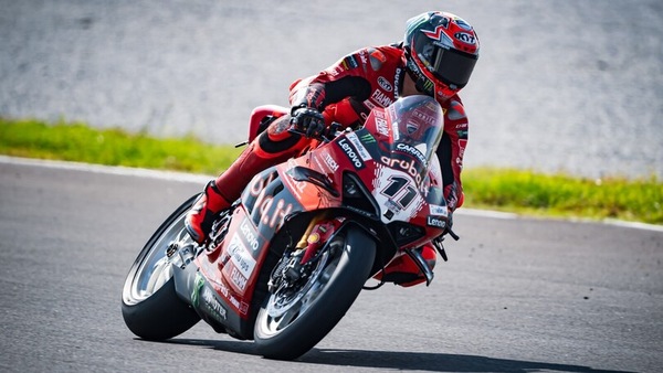 SBK Aragon: solo Gerloff meglio di Bulega nella FP2