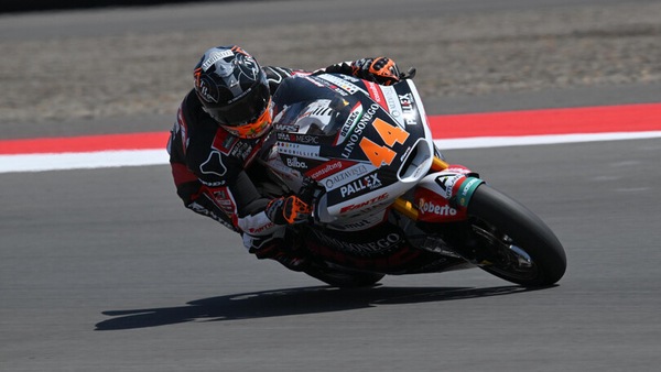 Moto2 Indonesia: fuga in solitaria e vittoria per Aron Canet, ottavo Tony Arbolino