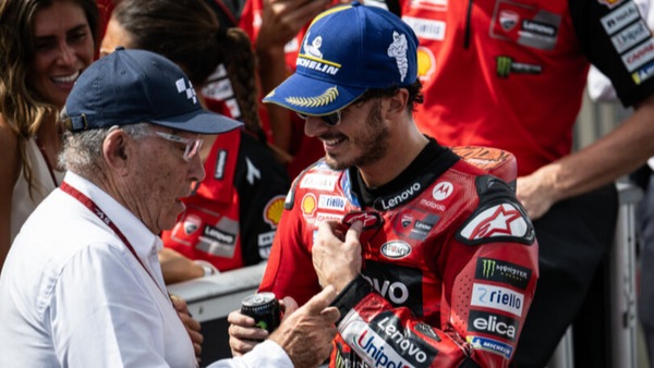 MotoGP, Ezpeleta: "Valentino Rossi? Positivo che Marc non abbia commentato le sue dichiarazioni"