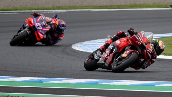 MotoGP da fotofinish a Phillip Island: chi vincerà tra i ducatisti?