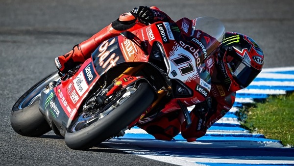 SBK Jerez: Bulega domina e vince, Razgatlioglu è campione del mondo!