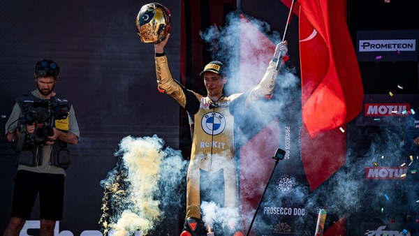 SBK Jerez, Toprak: "Titolo dedicato a me stesso, in futuro vorrei vincere anche con un'altra casa"