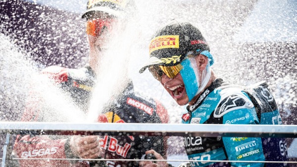 Moto3, David Alonso come Valentino Rossi?