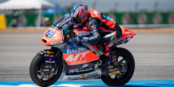 Moto2 Buriram: vince Aron Canet, Ai Ogura è campione del mondo