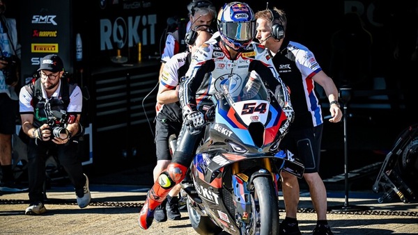 SBK: ad Aragon la pioggia vanifica la prima uscita del neo campione Razgatlioglu