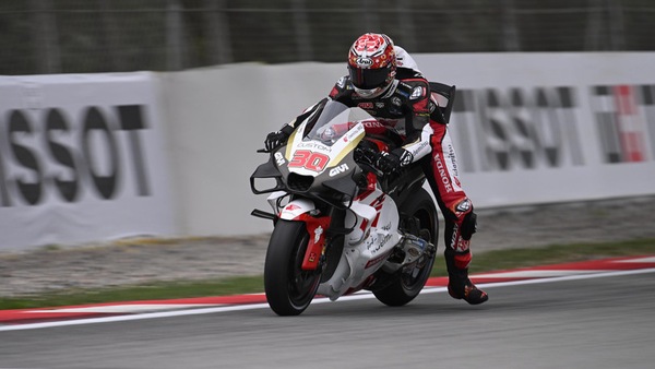 MotoGP, risultati FP1 Barcellona: Nakagami e Honda sorprendono tutti