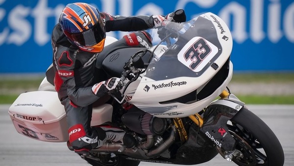 Melandri in pista con l'Harley: "Moto da guidare come si faceva una volta”