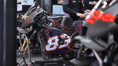 MotoGP test Barcellona: ecco il box Aprilia versione 2025
