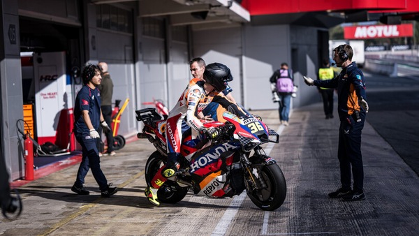 MotoGP Test Barcellona: Honda resta l'ultima forza della griglia