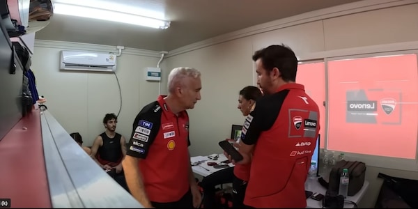 MotoGP, Tardozzi diretto con Pecco: "Non puoi fare il signore, questi ti fanno il culo"