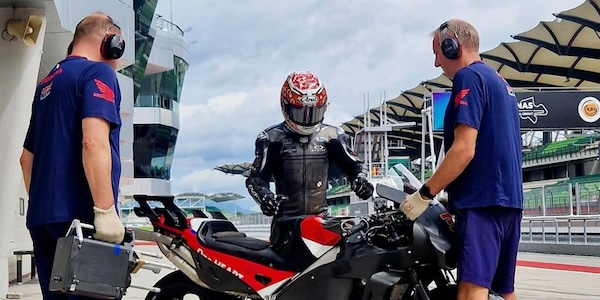 MotoGP, Honda chiude il 2024 a Sepang con Nakagami e Bradl