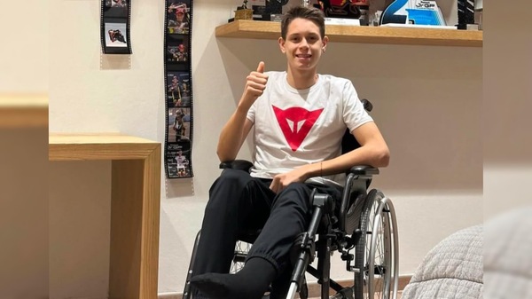 Moto3, tegola per Guido Pini: frattura alle gambe in allenamento
