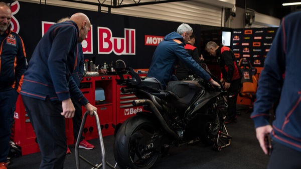 Crisi KTM: MotoGP a tempo determinato, pronti all’uscita nel 2026