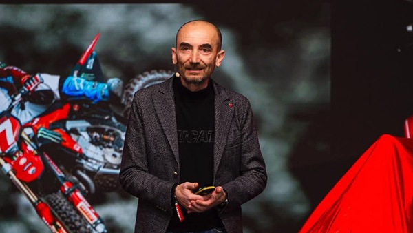 MotoGP, Domenicali: "Tra Bagnaia e Marquez avremo una sfida corretta"