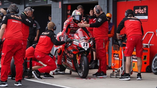 SBK come la F1 a Phillip Island: confermato il pit stop per Gara 1 e Gara 2
