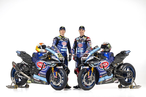 SBK, Yamaha presenta le R1 di Rea e Locatelli: le foto