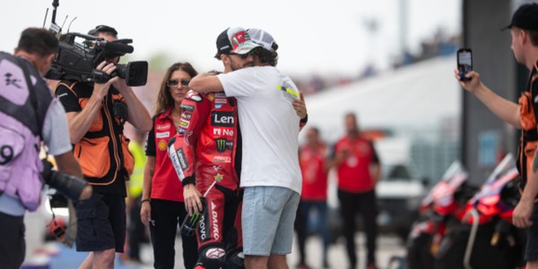 Valentino Rossi a Bagnaia: “Consiglio? Non cadere nelle trappole”