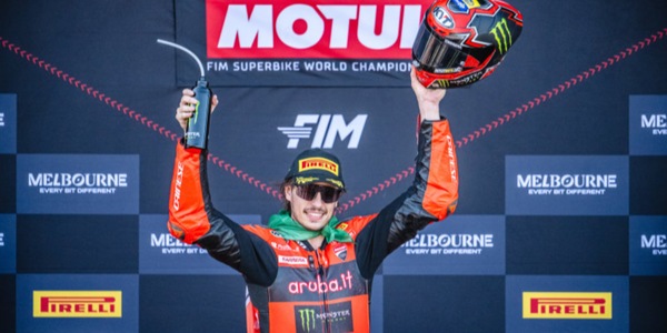 Superbike: Nicolò Bulega e la tripletta che dichiara le sue intenzioni