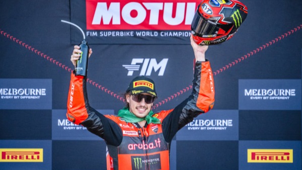 Superbike: Nicolò Bulega e la tripletta che dichiara le sue intenzioni