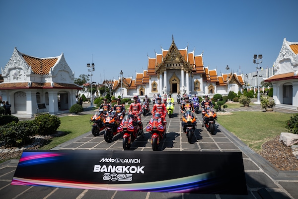 Il calendario completo MotoGP 2025: dalla Thailandia a Valencia