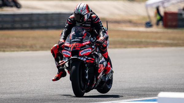 MotoGP, Bezzecchi promosso alla prima da ufficiale Aprilia