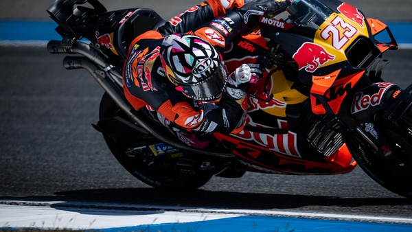 MotoGP: Bastianini ad un soffio da Binder e davanti a Vinales. Che ritorno!