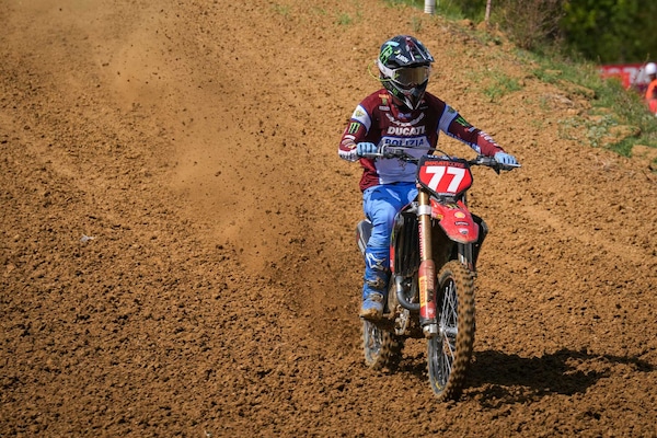 Motocross: la Ducati Desmo250 MX al debutto