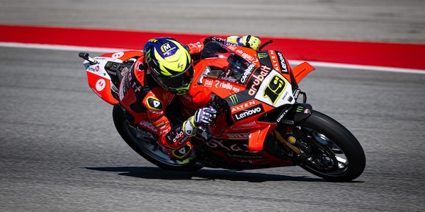 SBK Portimao, Bautista: “Redding dovrebbe rispettare almeno le altre Ducati”
