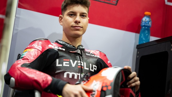 Moto3, infortunio per Bertelle a tibia e omero: assente in Qatar