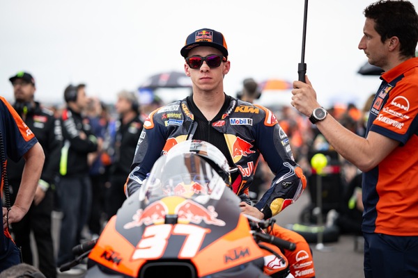 MotoGP, Acosta confessa: “Non sono interessato ai soldi. KTM? Non sarebbe facile dirsi addio"