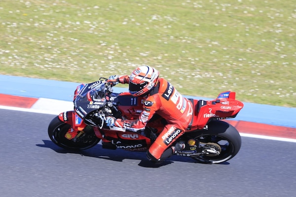 Misano tra SBK e MotoGP: le foto del test