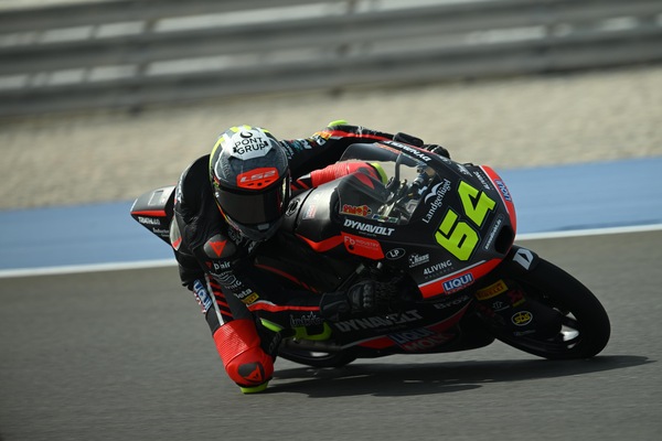 Moto3, risultati delle FP al GP Qatar 2025: Muñoz il migliore, quarto Pini