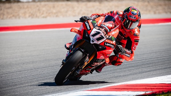 SBK Assen: Bulega al top nelle FP2, Bassani sorprende con la Bimota