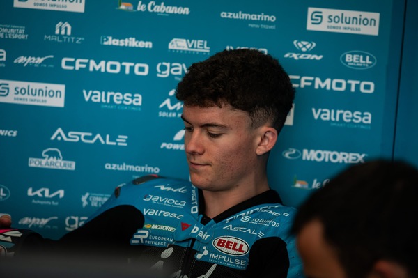 Moto2, Holgado sfiora il podio in Qatar: “In moto avevo la pelle d'oca”