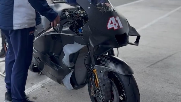 MotoGP, la "nuova" Honda HRC a Valencia: cosa c'è innovativo?