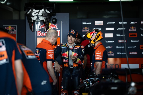 MotoGP, KTM ha visto la luce con Viñales e Poncharal lo elogia: "E' fantastico"