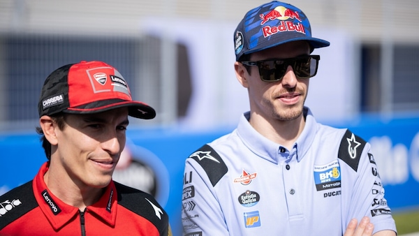 Due pesi due misure in MotoGP: ad Alex tolto il tempo in qualifica, a Marc no