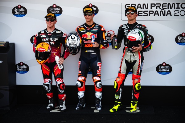 Moto3, qualifiche del GP Spagna 2025: prima pole stagionale per Rueda, Pini 12°