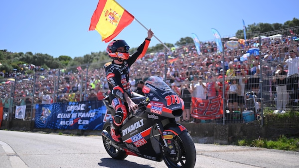 Moto2: Manuel Gonzalez domina a Jerez, sul podio Barry Baltus e Senna Agius
