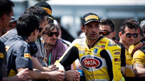 SBK, Andrea Iannone affiancato dal manager sportivo Gelete Nieto