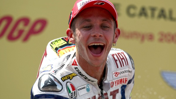 Rossi confessa: "Il sorpasso su Lorenzo nel 2009, ho goduto"