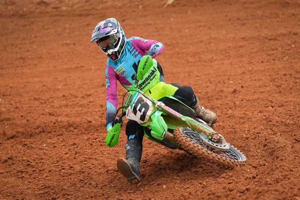 MXGP del Portogallo: tanti assenti, occasione Febvre