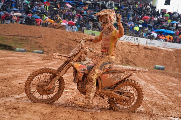 Portogallo: gara uno MX2 nel segno di Adamo