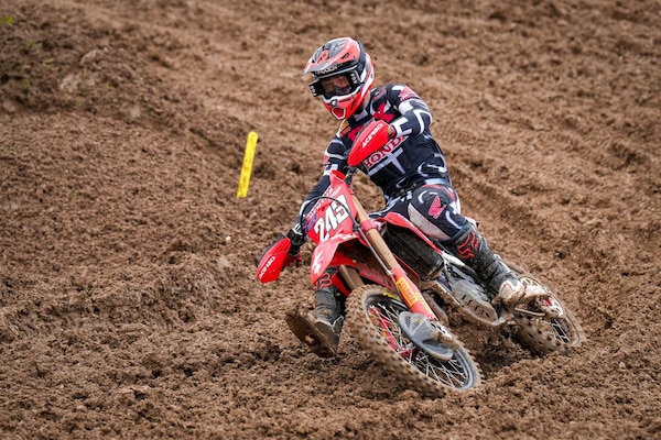 MXGP: Gajser out per 3 mesi?