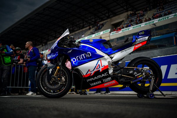 MotoGP Francia: livrea speciale del team Pramac per i 70 anni di Alpine