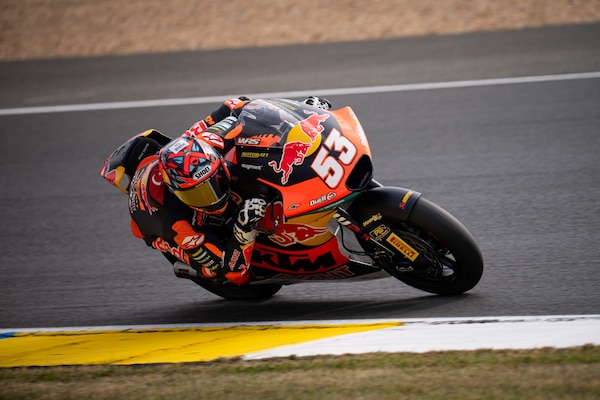 Moto2, risultati FP2, GP Francia 2025: Oncu fa la voce grossa e precede Gonzalez