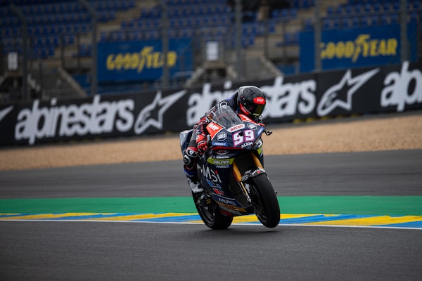 MotoE, Oscar Gutierrez si prende la prima gara stagionale a Le Mans