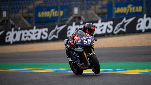MotoE, Oscar Gutierrez si prende la prima gara stagionale a Le Mans