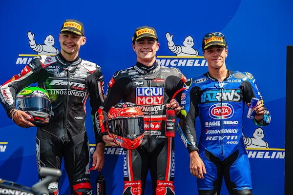Moto2, qualifiche del GP Francia 2025: Gonzalez da record in pole, Canet quinto