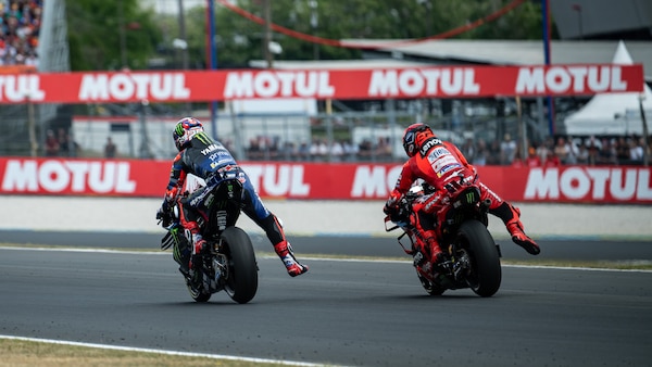 Sprint MotoGP Le Mans: il "race winning overtake" di Marc Marquez su Quartararo
